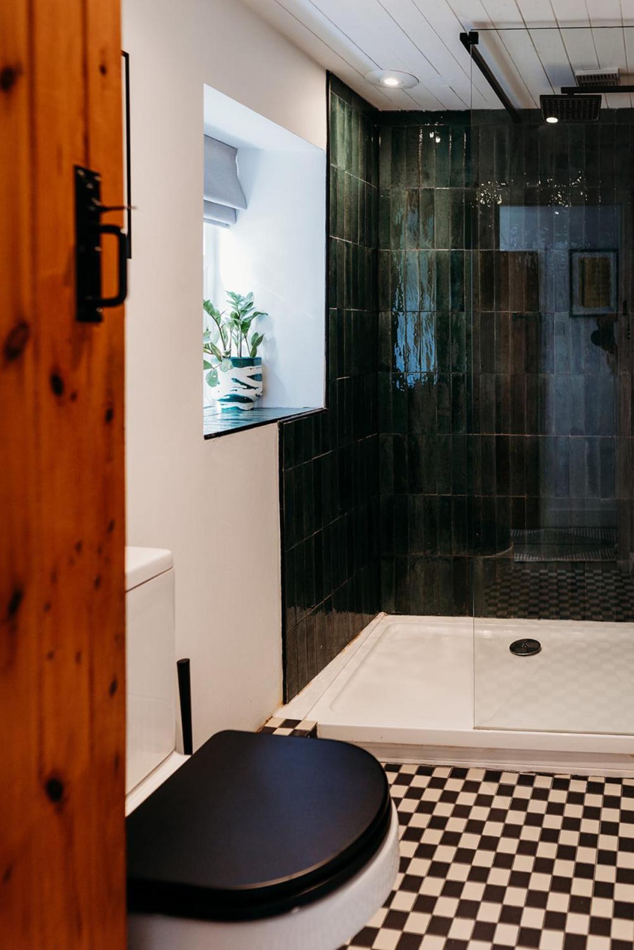 Stunning 2Bd In The Heart Of Malmesbury! Exterior foto